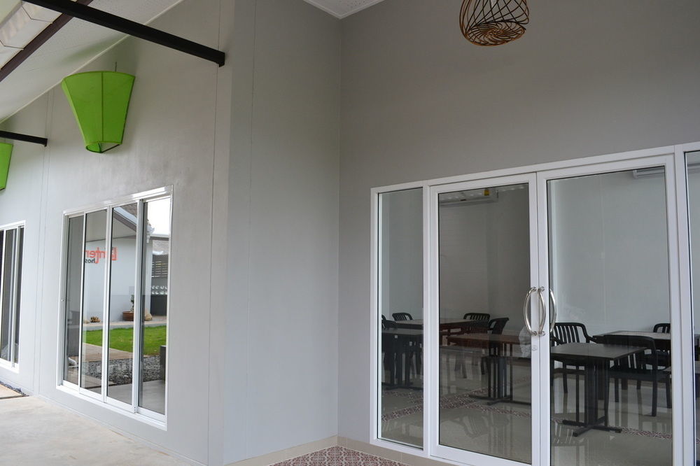 The Lantern Hostel, Chalong ,Phuket Exterior photo